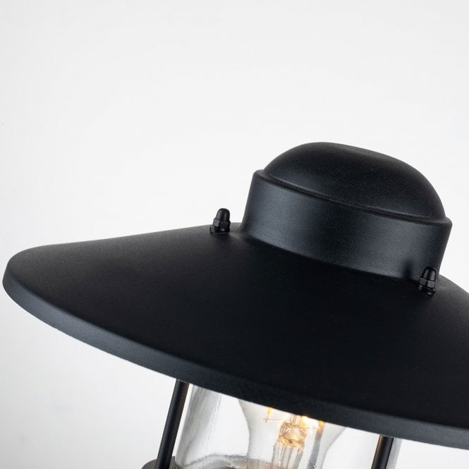 Klampenborg 1 Light Pedestal