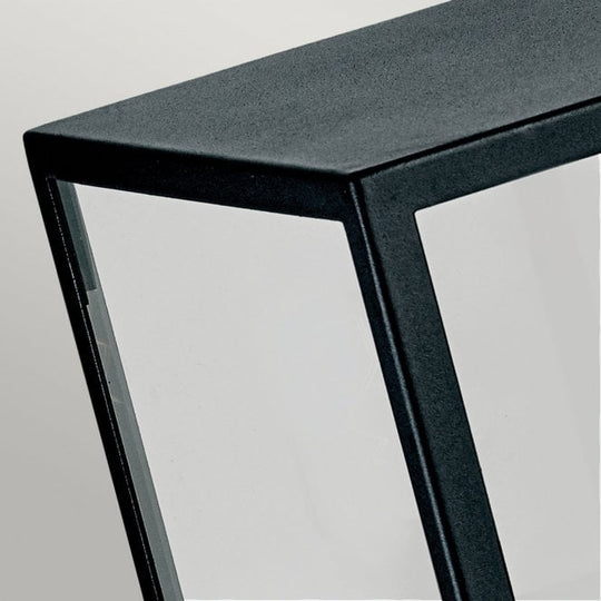 Lofoten Pedestal         Black